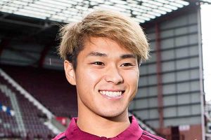 身長161cmでJリーグMVP「仲川輝人」試合前の仰天ルーティン | Smart