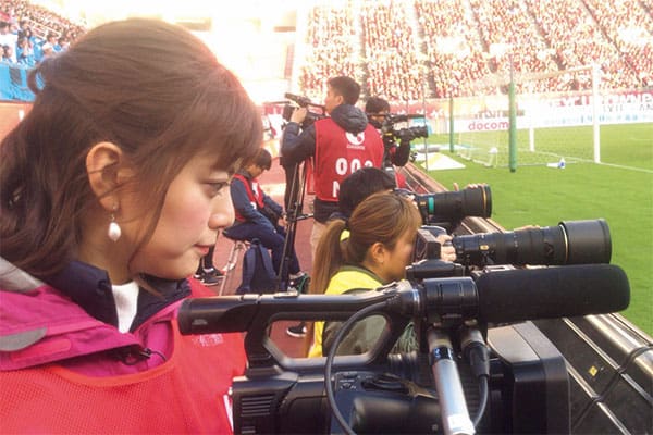 テレ朝「三谷紬アナ」ができるまで/仕事はいつも体当たり