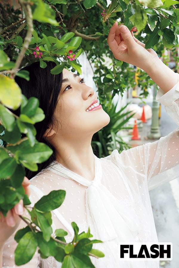 草野綾 「メロンカップよ、もう一度」ヘアヌード写真集の未掲載カットを大公開!