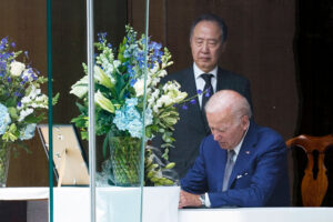 米国・銃規制反対派が安倍元首相暗殺を“政治利用”「銃を規制したところで、…