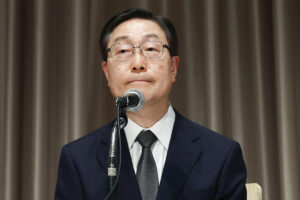 旧統一教会「山上容疑者の母が献金1億円で破産」に「5000万円返金した」…