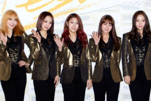 KARA ク・ハラさん亡くなった11月に7年ぶりカムバック　知英の投稿に…