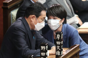 「中国という言葉を出すな」高市早苗大臣が岸田首相との会話を “暴露”…「…