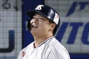 村上宗隆に「新記録56号」打たれたDeNA・入江大生投手の真っ向勝負に称…