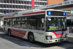 【迷惑路駐】注意したバス運転手に「なんだ社員のくせに」…謝罪したバス会社…