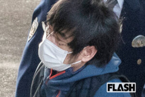 山上徹也被告は今「近現代の歴史書を愛読」面会でよくしゃべり、自腹で新聞・…