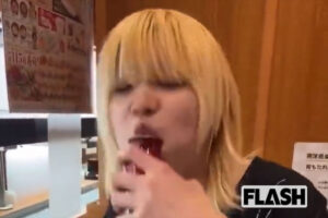 くら寿司「醤油さしペロペロ男」19歳の仲間に「保護観察2年」も待ち受ける…