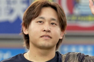 ロッテ－オリックス戦で「ゴミ袋投げ込み」騒動「出禁上等」プロ野球応援団、…