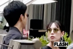 戸田恵梨香＆松坂桃李が生後1カ月の第1子を「六本木デビュー」乗せるのは「…