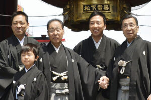 「父の自殺ほう助」で再逮捕の猿之助容疑者　歌舞伎界では名跡存続のため“ダ…