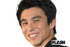 中尾明慶　本人も悩んだ“授業参観コーデ”のド派手ぶり　妻・仲里依紗は卒業式に「柄物ジャケット」で際立つ夫婦の“奇抜センス”