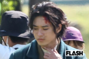 山﨑賢人に眞栄田郷敦！　キャスティング発表の『ゴールデンカムイ』本誌が目…