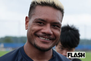 ラグビー日本代表の素顔　「“家族”と“愛”の漢字タトゥー」「散髪担当」「…