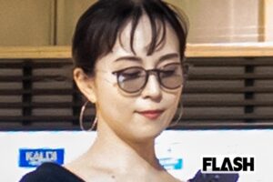 比嘉愛未　結婚は「全然焦ってないよ！」ヘソ出しで缶ビール購入の“お気楽”…