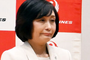 JAL“初の女性社長”鳥取三津子氏 現役社員が明かす「同僚の評判」とCA…