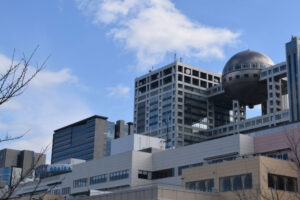 「体はLL、態度はXL」と悪評だった「慶応卒・元NHKアナ」、フジ報道番…