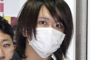 “推し活”のために闇バイトの男、彼女の通報で逮捕「イケメンなのに」集まる…