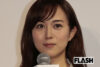 比嘉愛未「産婦人科ドラマ」主演も “赤ん坊抱っこ” 姿に「デカすぎやろ」ツッコミ続出…“医療作品” 起用ラッシュで薄れる新鮮味