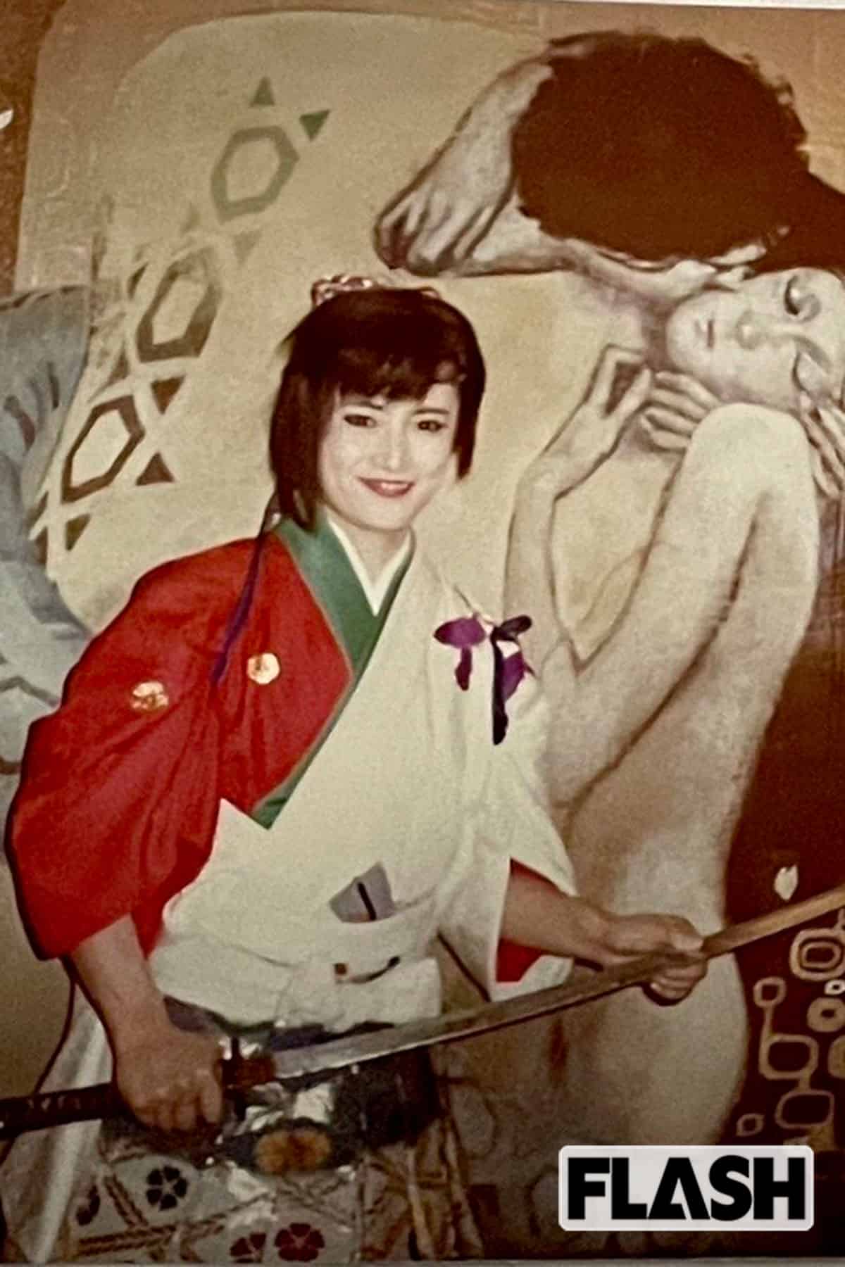 敬愛する深作欣二監督の映画『里見八犬伝』（1983年）撮影時の志穂美悦子。時代劇にも新風を吹かせた