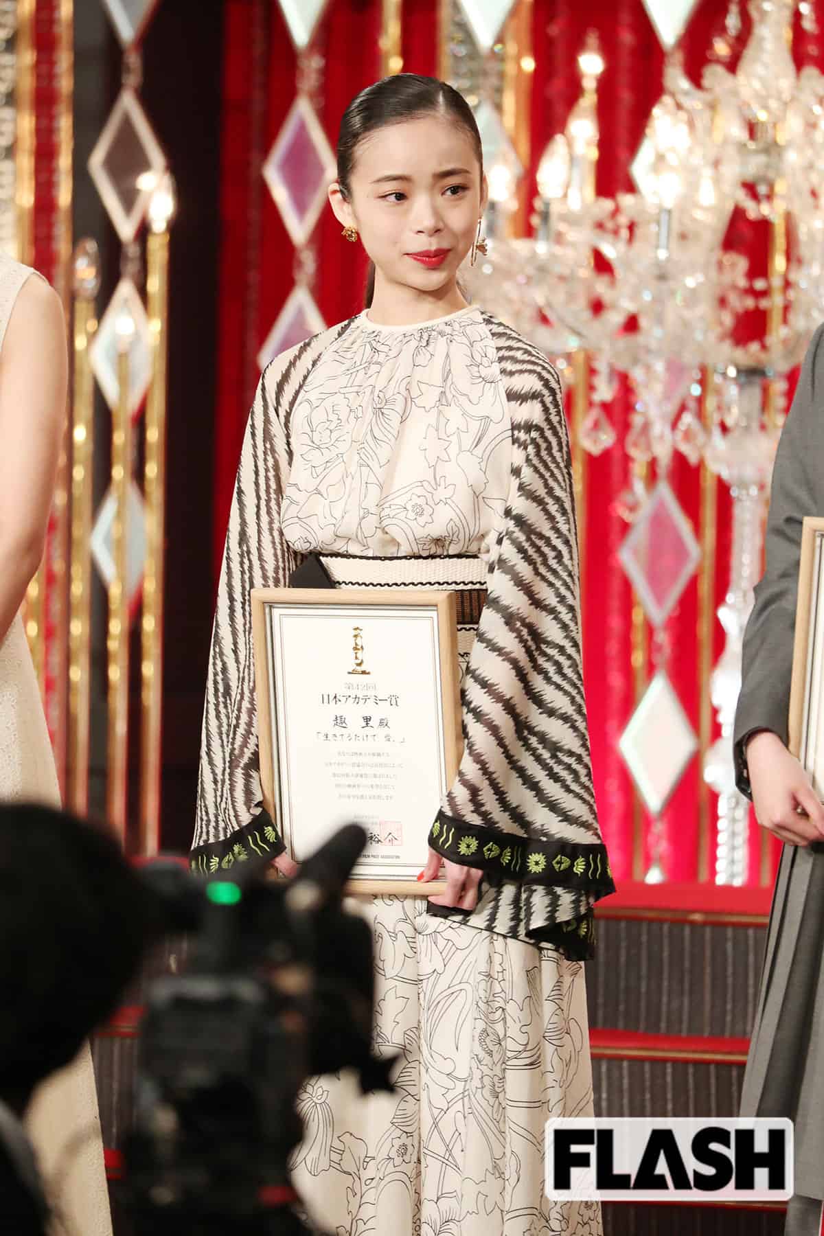 趣里(34・父/水谷豊 母/伊藤蘭)「趣里さんは文句を言わず粛々と撮影するタイプで、現場ウケがいいです」(ドラマ関係者)