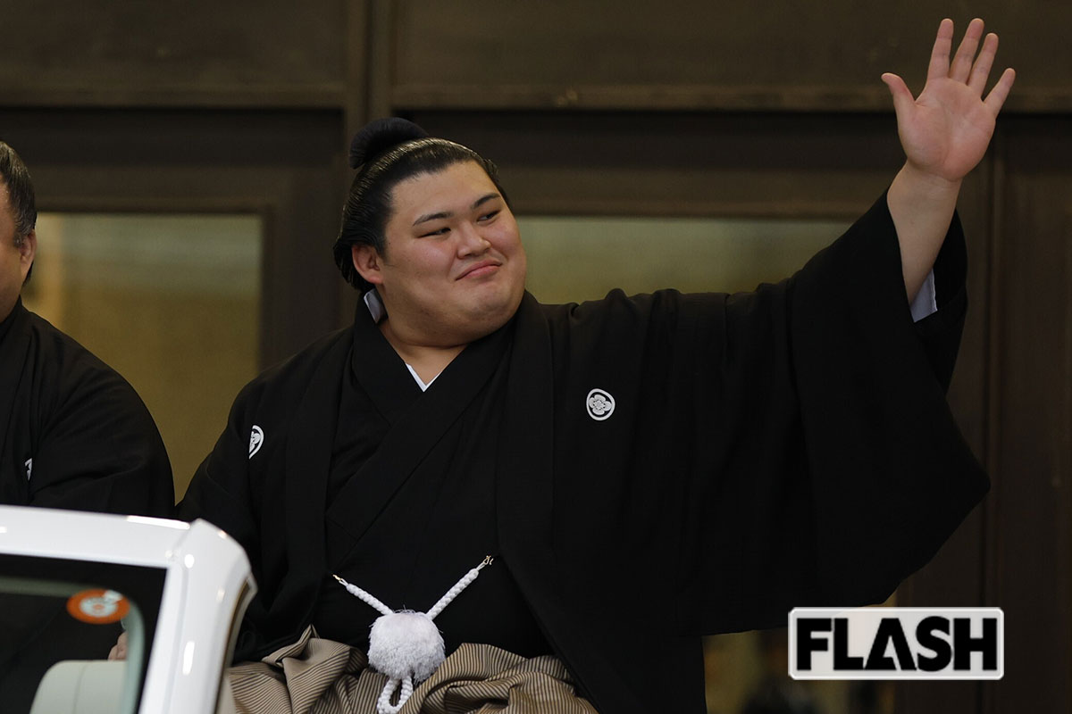 大の里「新横綱の優勝は難しい」ジンクス破れるか…大学時代から見届けてきた元 “大相撲アナ” が太鼓判を押す「三連覇」の可能性