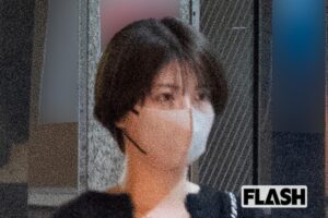【永瀬廉と熱愛報道】浜辺美波、クリスマスには「セクゾ」コンサートへ“お忍…