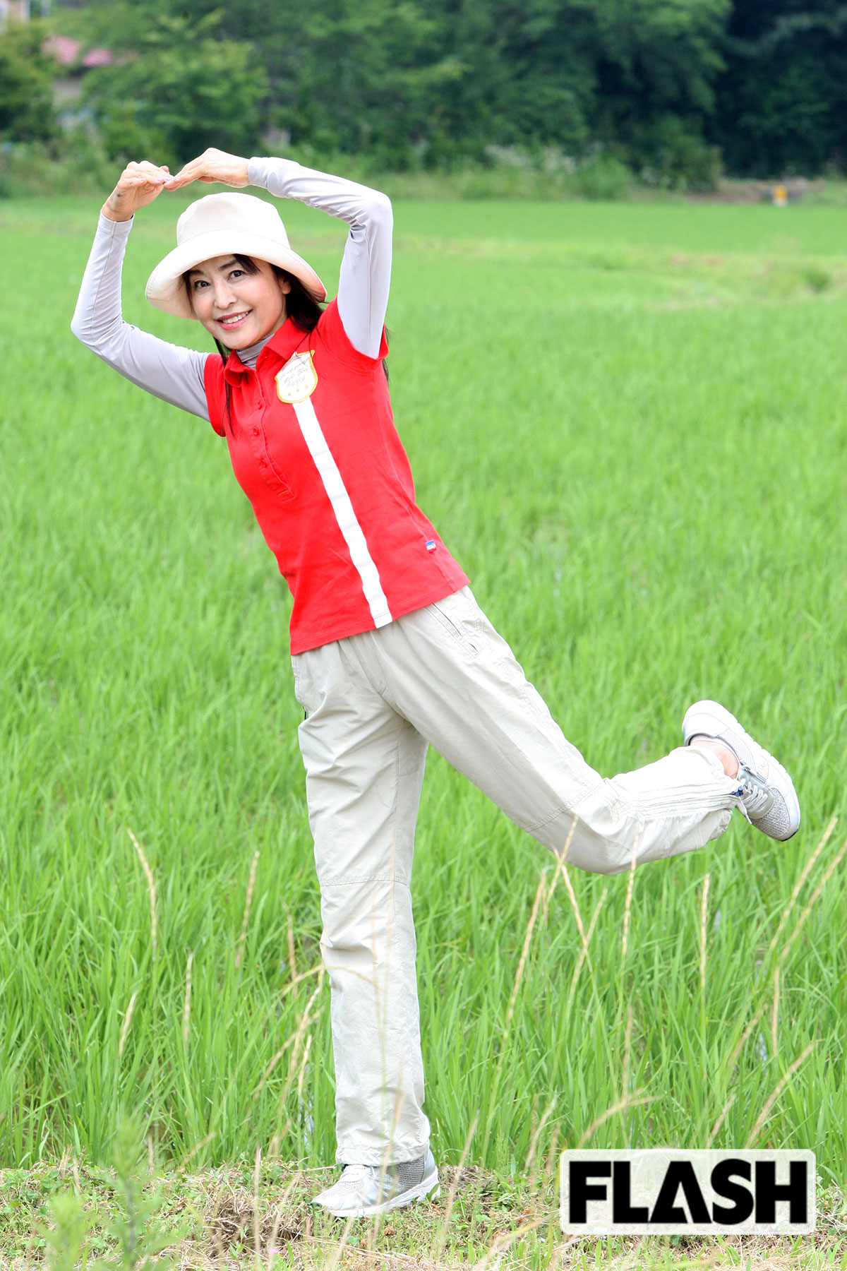 大桃美代子。2012年から福島県矢吹町の「田んぼの学校」の校長を務めている