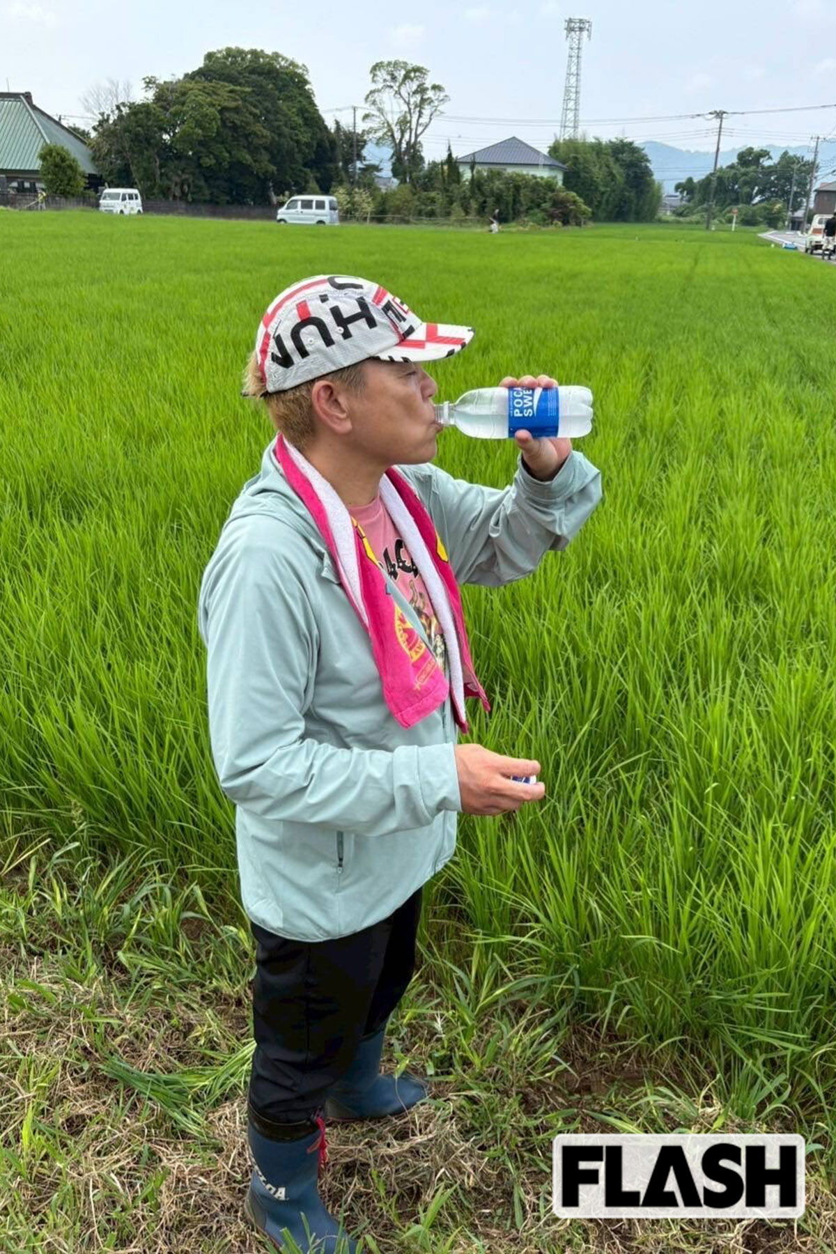 厄介な草取りに挑む神取忍