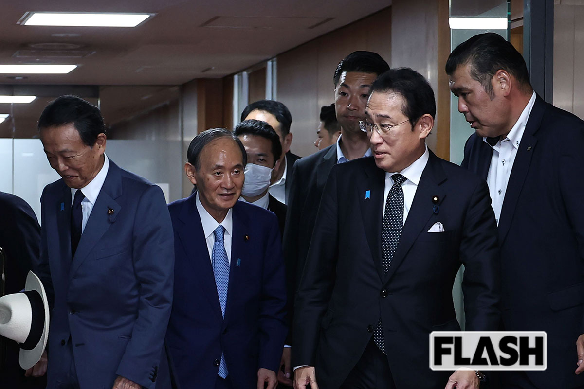 石破首相「退陣へ」報道に秘書官「世紀の大誤報」つぶやくも“包囲網”着々で…