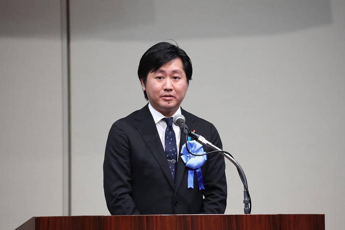 【銭湯不倫疑惑】参政党・鈴木敦氏 「唯一話の通じる男」意外な人物評“キーマン”のスキャンダルが野党連携にも影響か