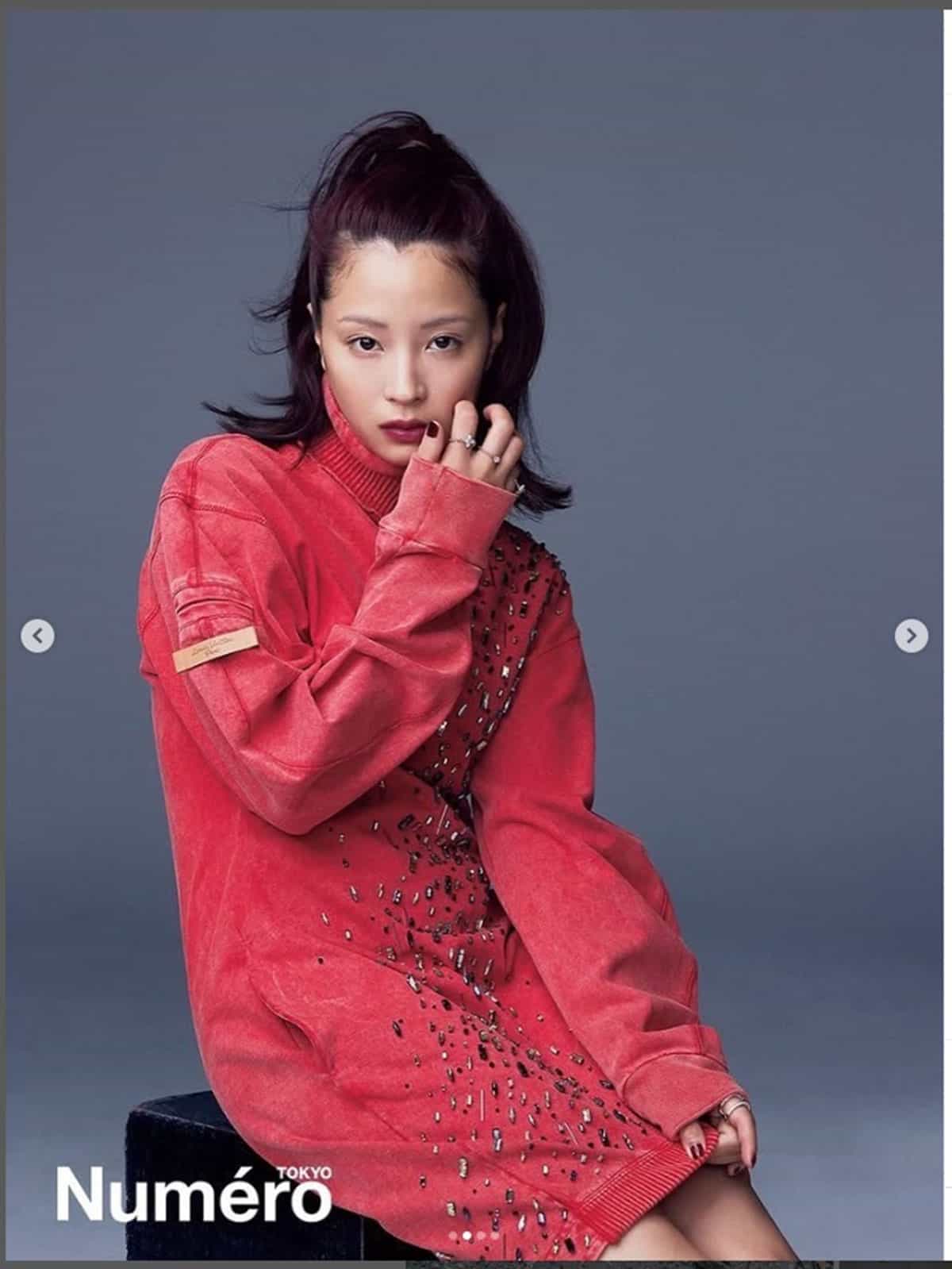 広瀬すずがSNSに投稿した近影。『Numero TOKYO』の撮影でルイ・ヴィトンを着こなした(写真・本人Instagramより)