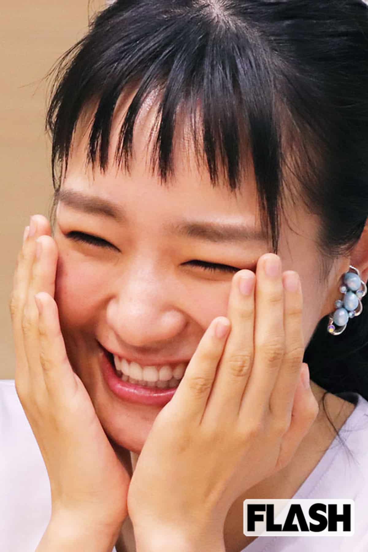 「クリスマスの直前も家に」奈緒が明かした “仲よし芸人” の名前に驚きの声…交友関係が広〜い理由は?