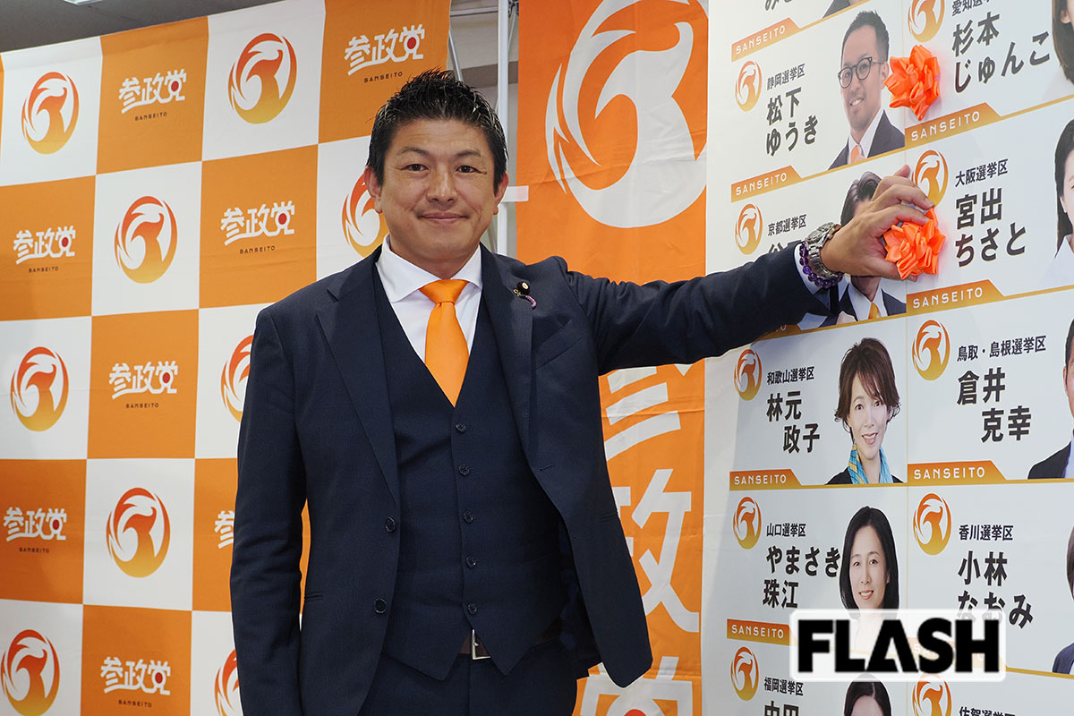 参政党・神谷代表、後輩が語る大阪ボウリング場「バイトリーダー時代」常連客から「目が笑ってない」とイジられ返した“言葉”