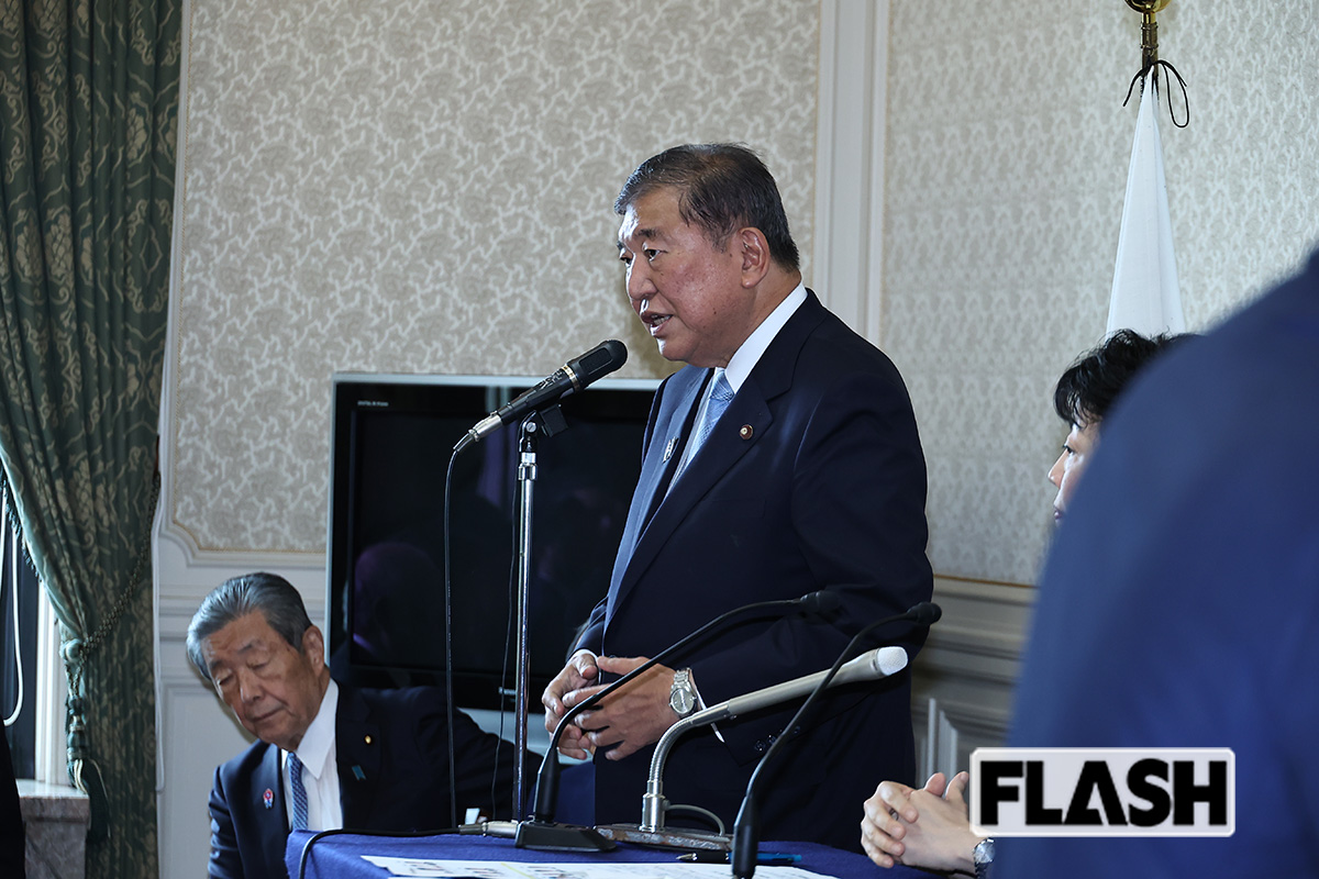石破首相、こだわり続けた「戦後80年メッセージ」断念報道が意味する党内の“完全包囲網”尽きた“続投”の命運