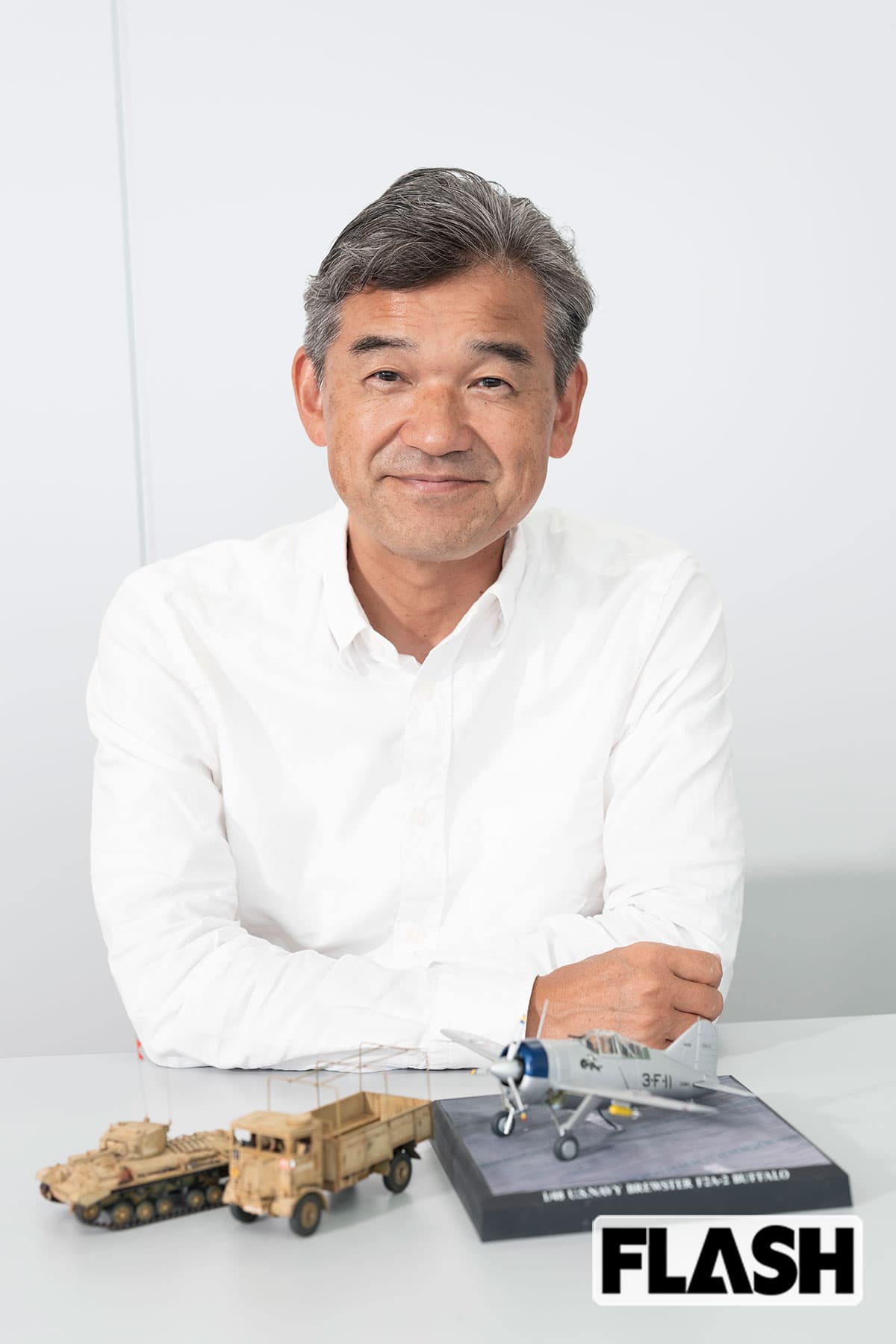 松井康真はバンダイ「1/48歩兵戦車バレンタイン」「オースチントラック」とタミヤ「1/48バッファロー戦闘機」を持参してくれた