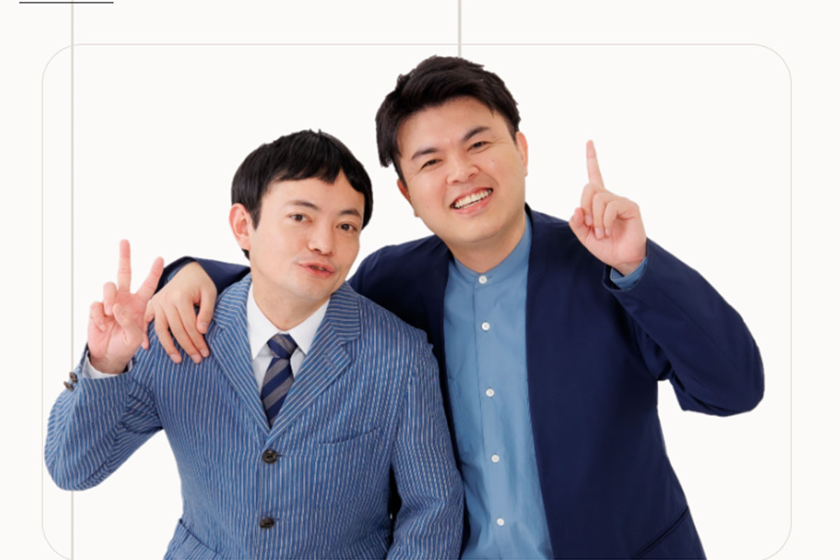 所属事務所・松竹芸能の公式サイト「三日月マンハッタン」紹介ページより。右がツッコミ担当・仲嶺巧（写真右）