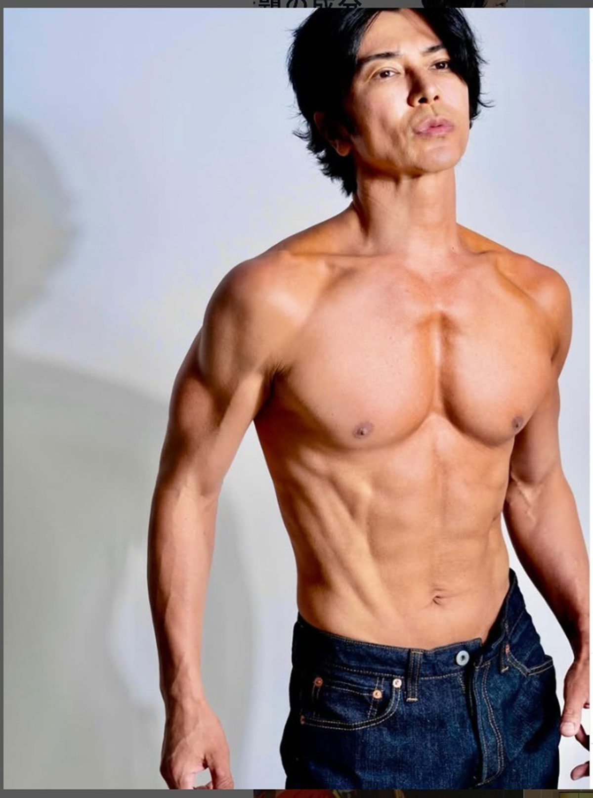 上半身裸の写真を公開した武田真治（写真・本人Instagramより）
