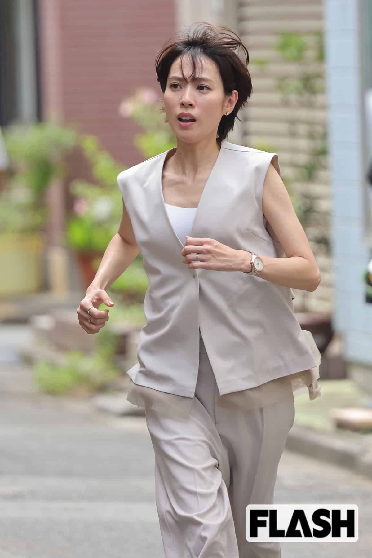 やせたスタイルに心配の声が集まる戸田恵梨香