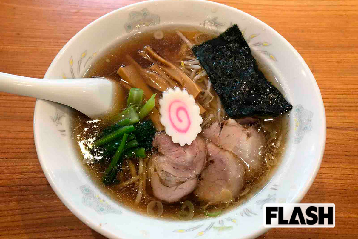 「らぁめん」(780円)は醤油味、塩味がある【たちばな家<東京/檜原村>】(写真・井手隊長)