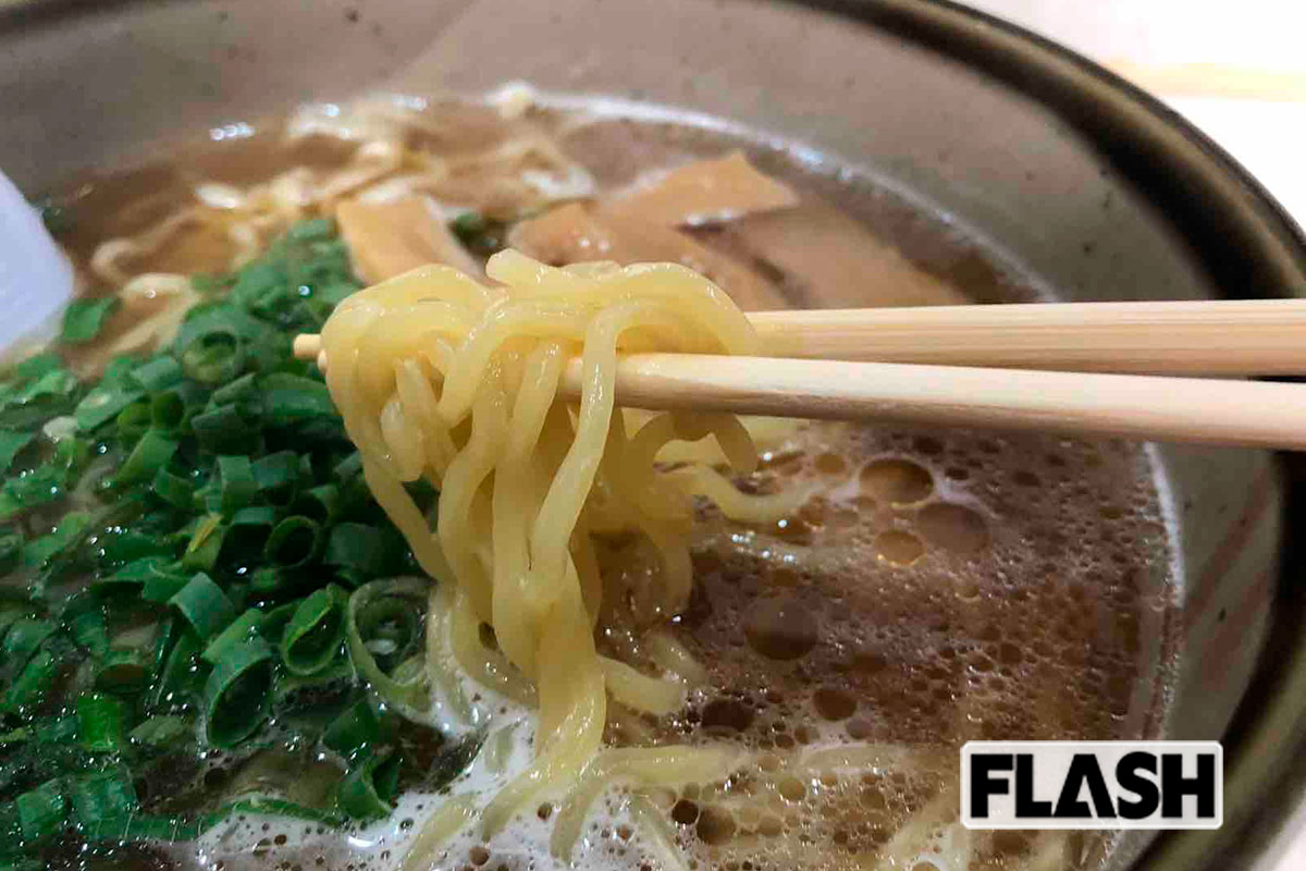 「すっぽんラーメン」(750円)【すっぽん処 温泉店<島根/旭温泉>】(写真・井手隊長)