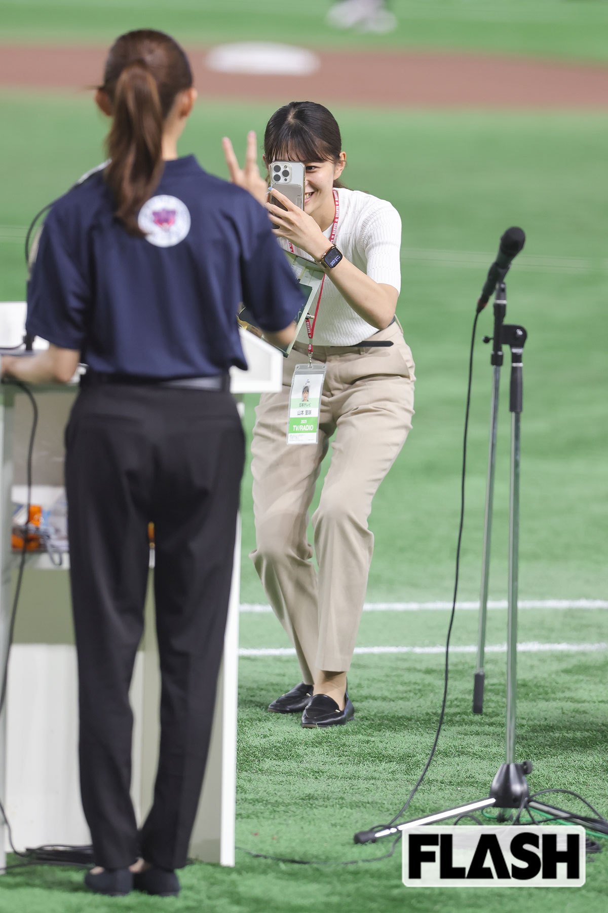 スポーツ番組で人気の山本里咲アナ