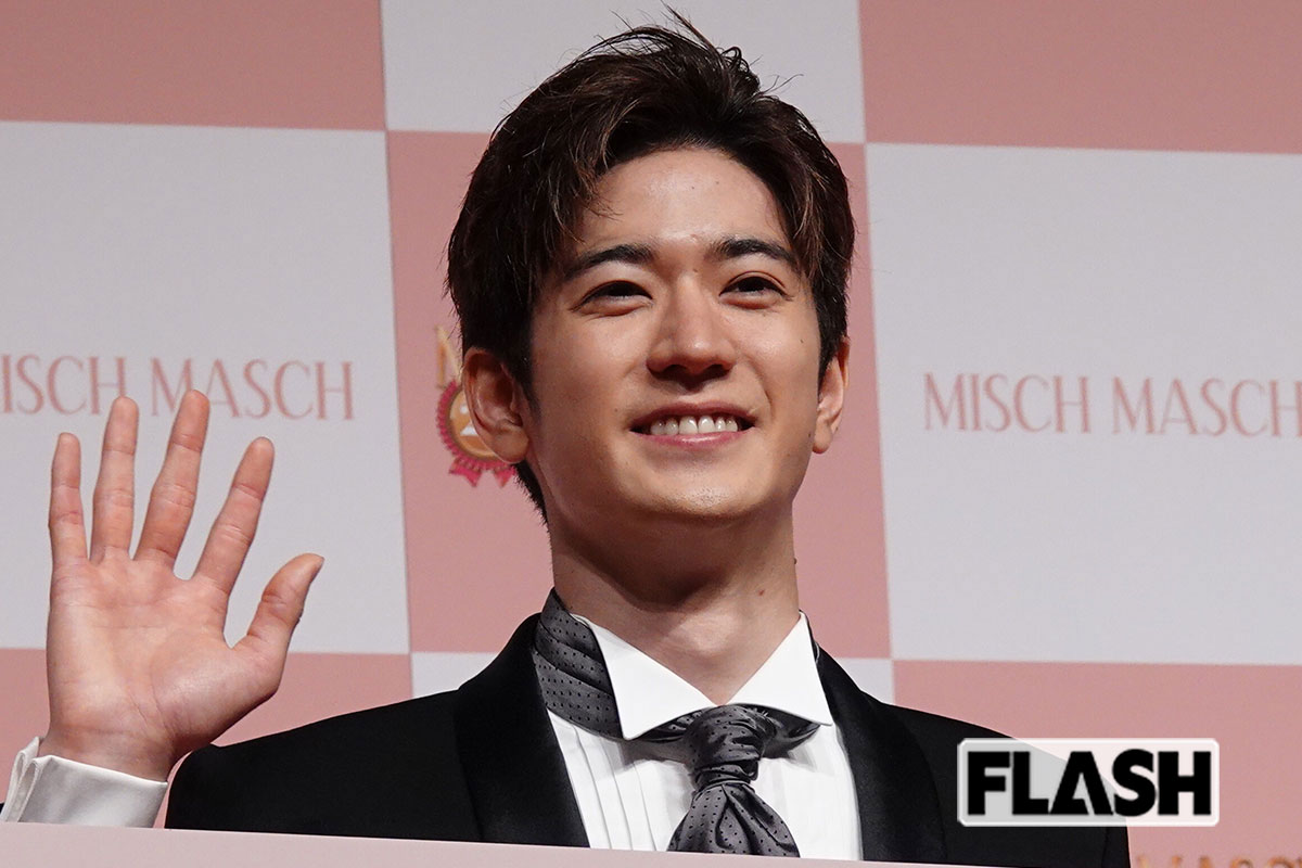 Hey! Say! JUMP中島裕翔“即日脱退”にファン衝撃「3年使える」メンバーも“約束”の「8000円ペンライト」に“裏切り”の声