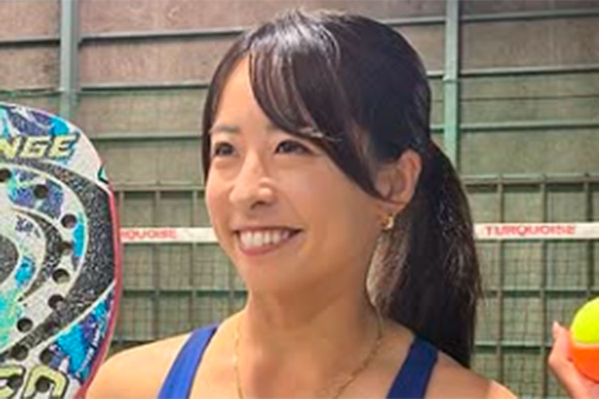 テニス美女、肉体美あふれる「黒ビキニ」姿にファン大歓喜…写真集アザーカッ…