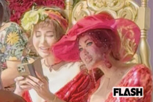 【抽選確率は約8倍】叶姉妹“オーラ満開”プレミアム・トークショー熱気現場…