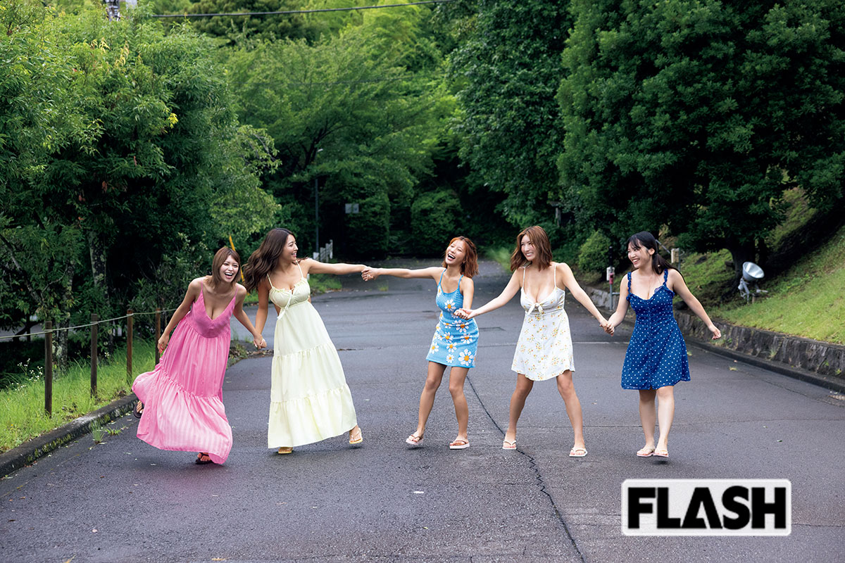 R・I・P GIRLS 2025（右側から堀みなみ、三田悠貴、葉月あや、橋本梨菜、山田あい）