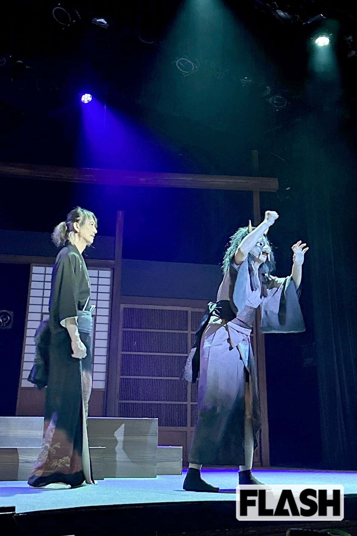 加藤夏希は、自らがプロデュースの舞台『鬼背参り』で、鬼に姿を変える壮絶な女性役を務めた