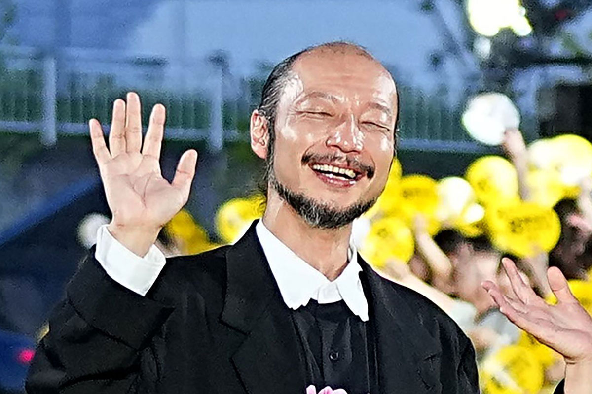 『8番出口』の“歩く男”河内大和が釜山映画祭参加を報告「怖くてすごい」ファンも恐れおののいた“役そのもの”スタイル