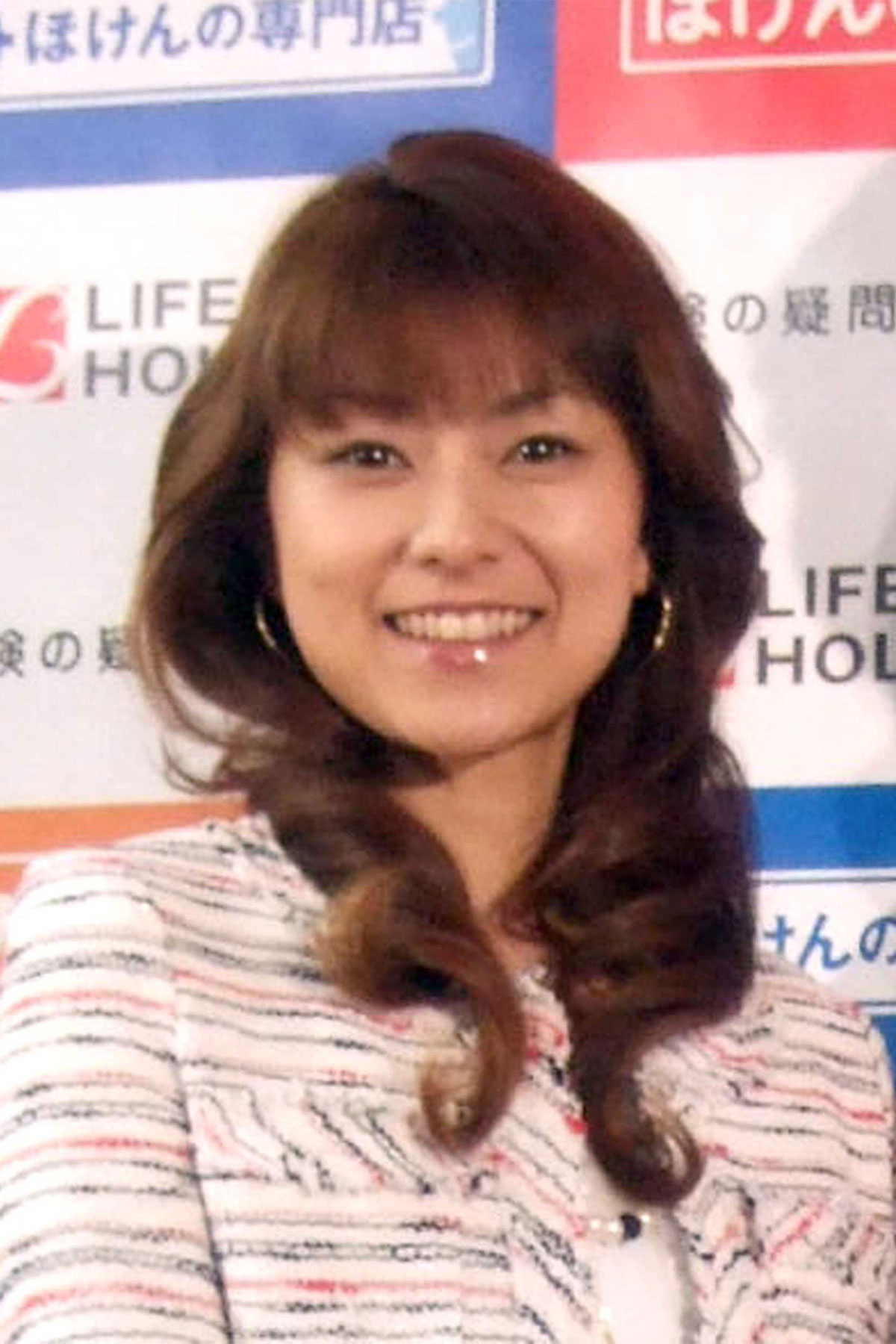 元モー娘。石黒彩、脳腫瘍の診断を受けた夫のLUNA SEA・真矢のサポートを決意…「金婚式でウエディングフォトを撮る!」