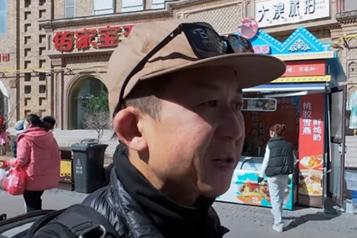 中国取材の人気旅行YouTuber、約3カ月の沈黙後に謎の投稿「大丈夫じ…