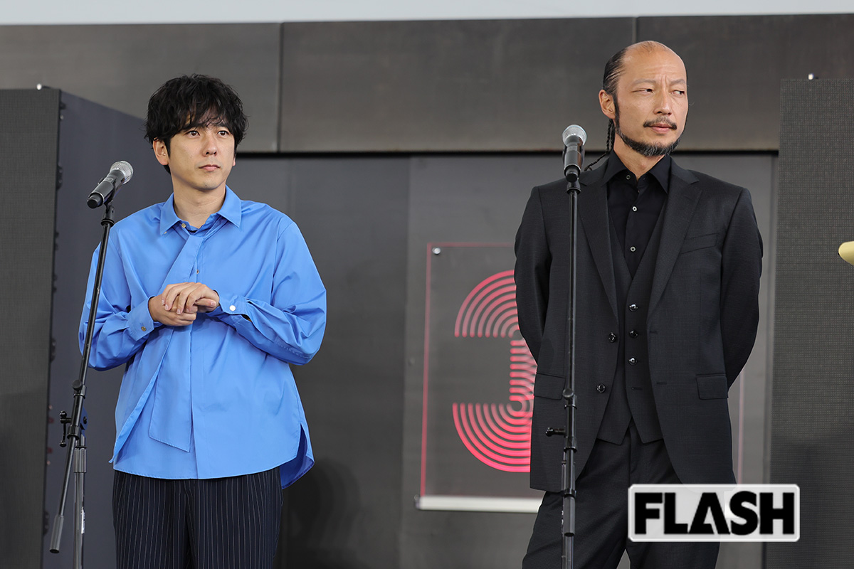 二宮和也は『8番出口』で共演した河内大和らとともに釜山国際映画祭に参加した